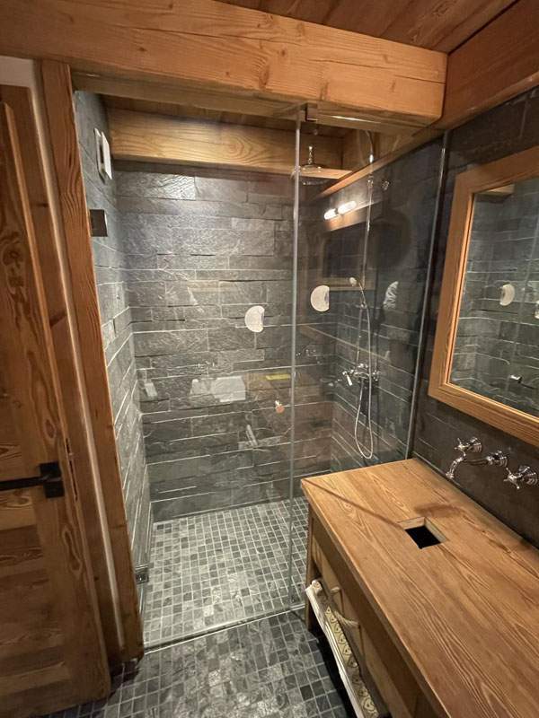  Installation de vitrage isolant pour salle de bain Échirolles